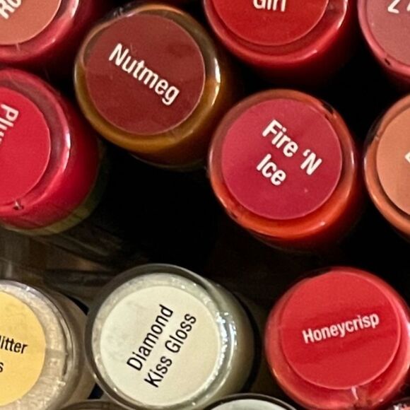 New & Sealed Senegence Lipsense Diamond kiss gloss - Picture 3 of 5